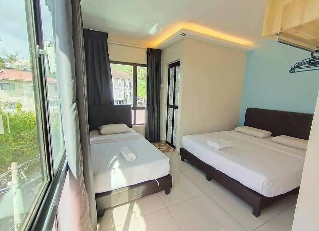 קמרון היילנדס Adam Hotel מראה חיצוני תמונה